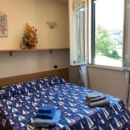 Affittacamere Ristorante Pizzeria La Rustica *