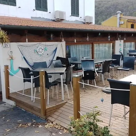 Guest house Affittacamere Ristorante Pizzeria La Rustica Bagnaia (Livorno)