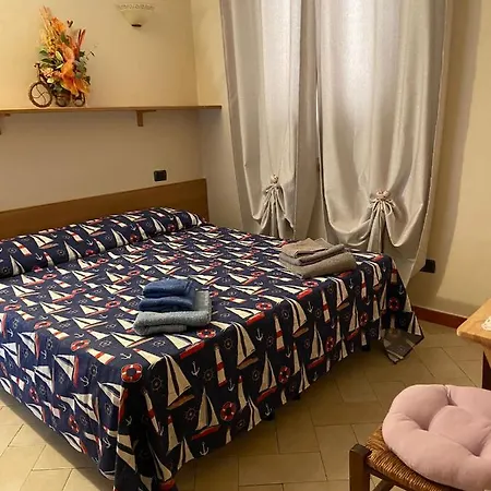 Affittacamere Ristorante Pizzeria La Rustica Отель Bagnaia (Livorno)